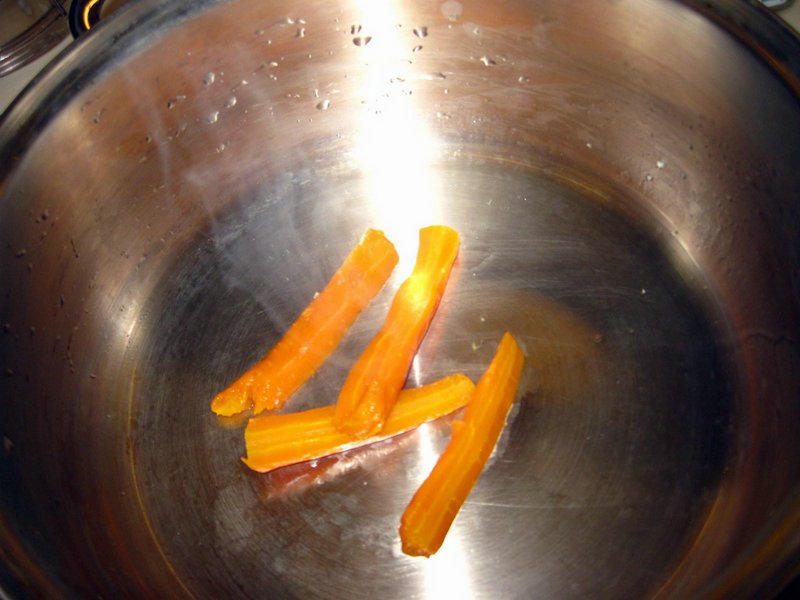 Algerian Cooking Class 2008 - 2594100110102317701bYbMPR_fs.jpg
