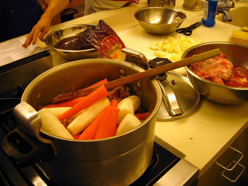 Algerian Cooking Class 2008 - 2821059460102317701hDUMaY_fs.jpg