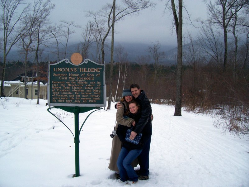 Christmas 2005 - Ed 369.jpg
