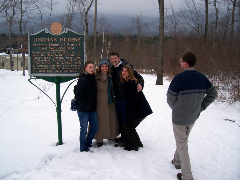 Christmas 2005 - Ed 370.jpg