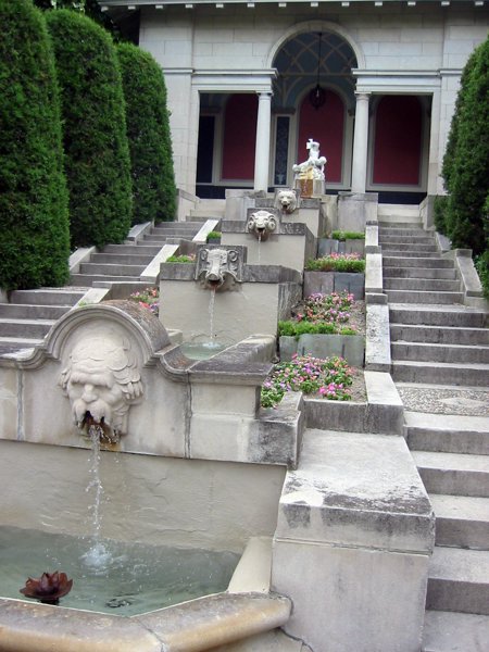 Columbus, IN 2005 - IMG_2579.JPG