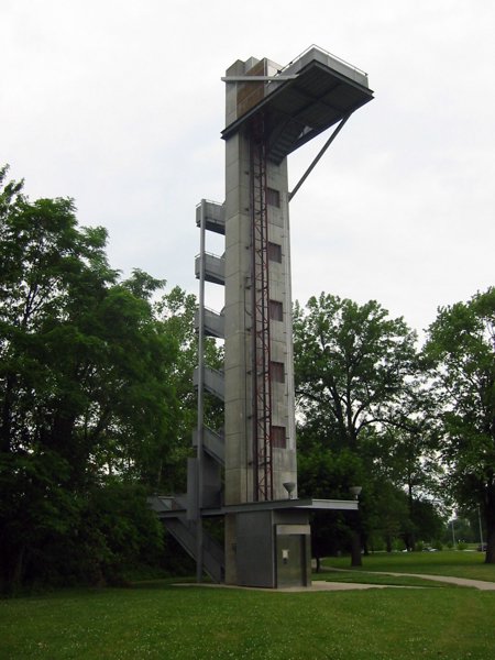 Columbus, IN 2005 - IMG_2674.JPG